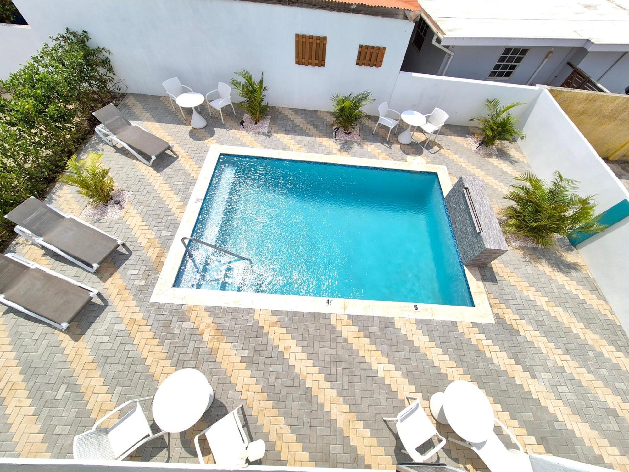 Ocean Breeze Apartments In Aruba Oranjestad Exterior photo