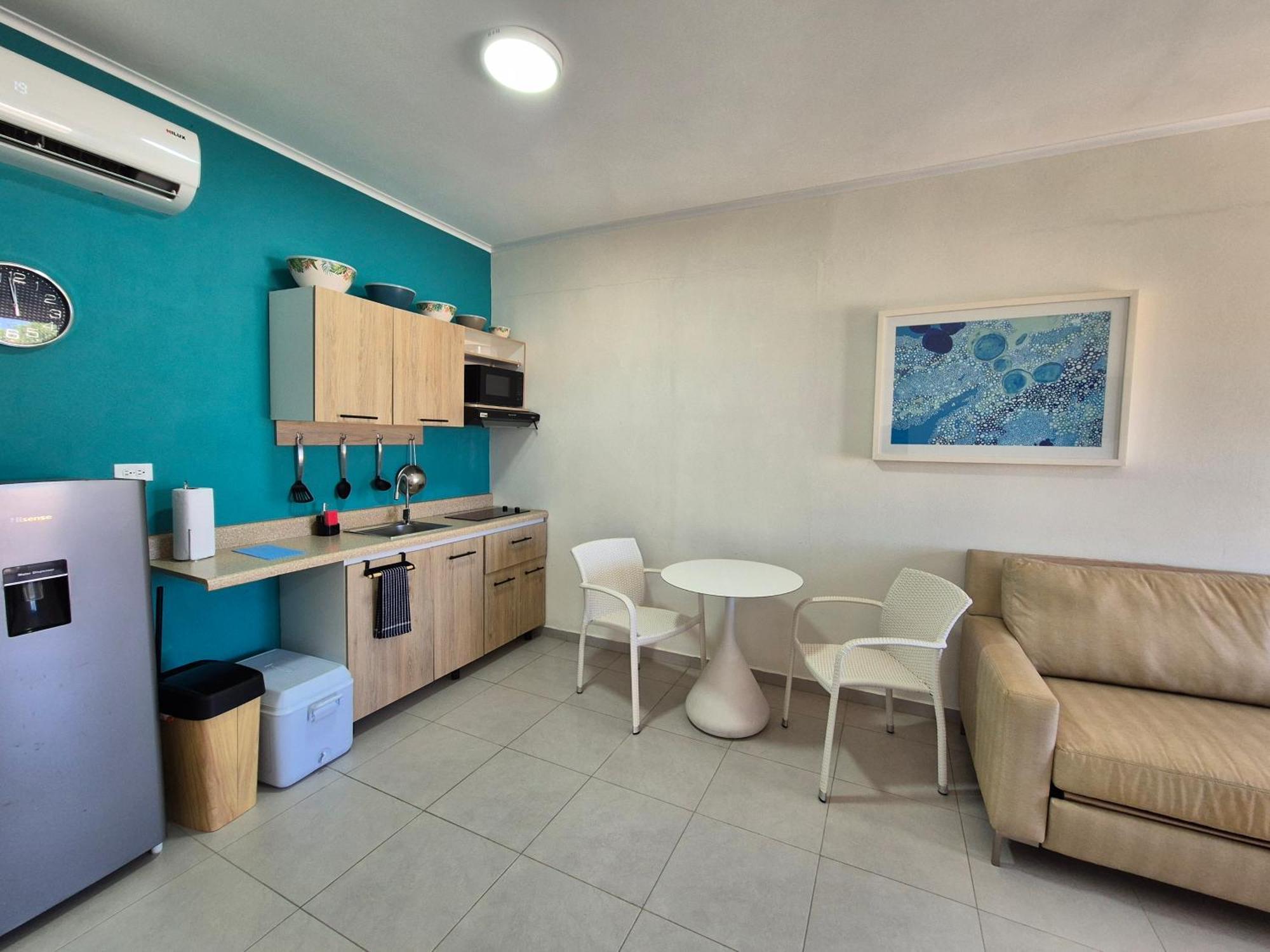 Ocean Breeze Apartments In Aruba Oranjestad Exterior photo
